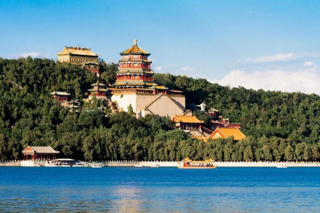 The Lakeview Hotel Beijing Exterior photo