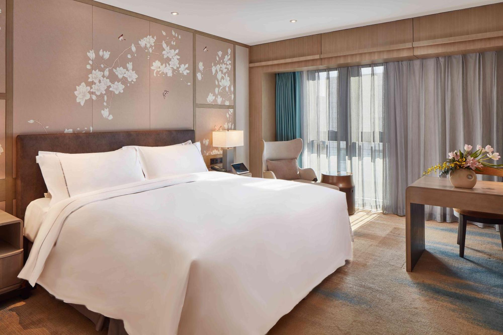 The Lakeview Hotel Beijing Exterior photo