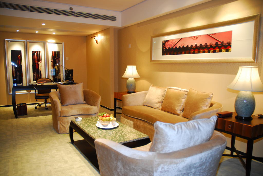 The Lakeview Hotel Beijing Exterior photo