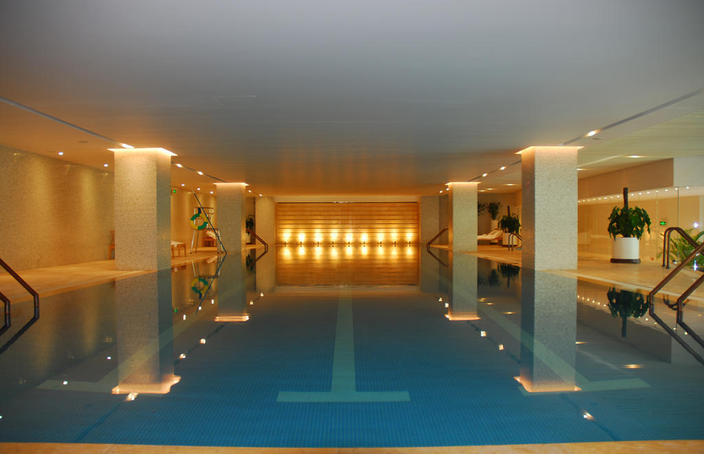 The Lakeview Hotel Beijing Exterior photo
