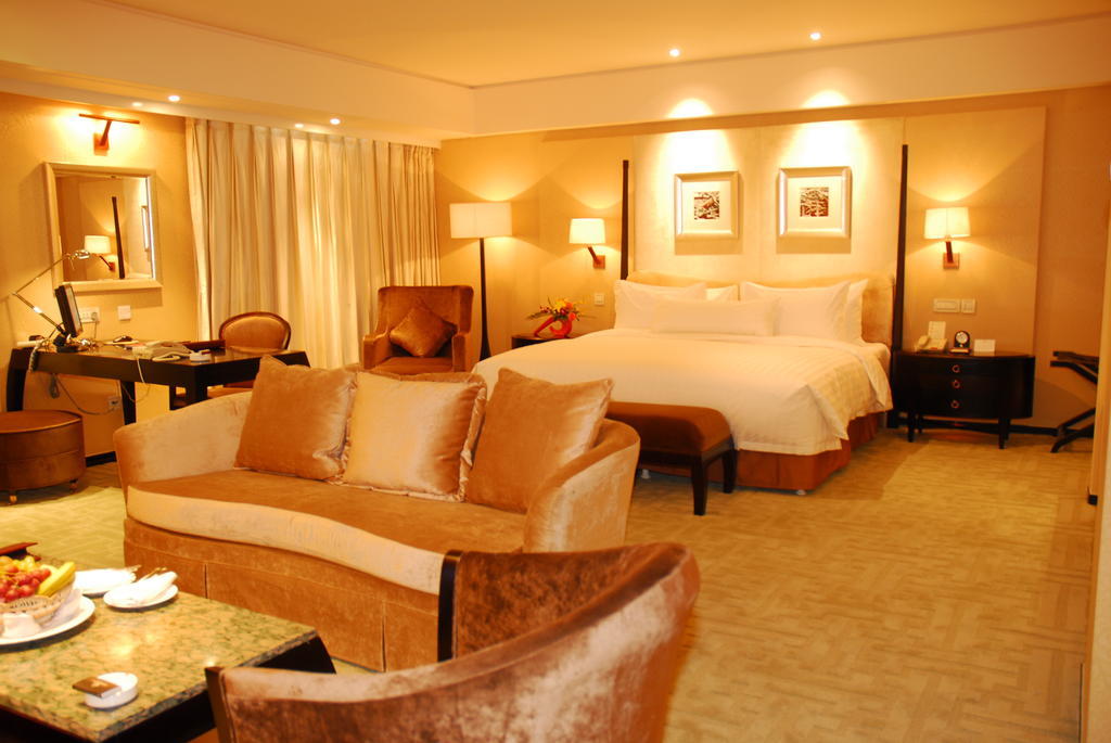 The Lakeview Hotel Beijing Exterior photo