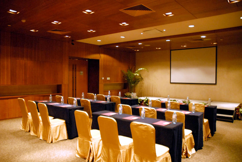 The Lakeview Hotel Beijing Exterior photo