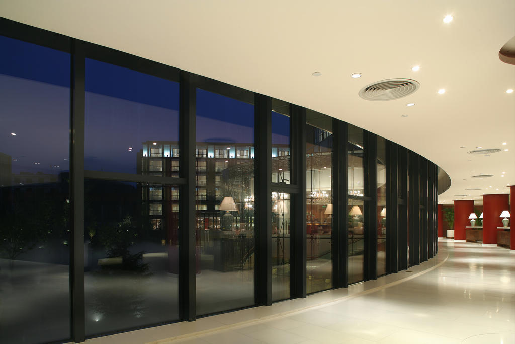 The Lakeview Hotel Beijing Exterior photo