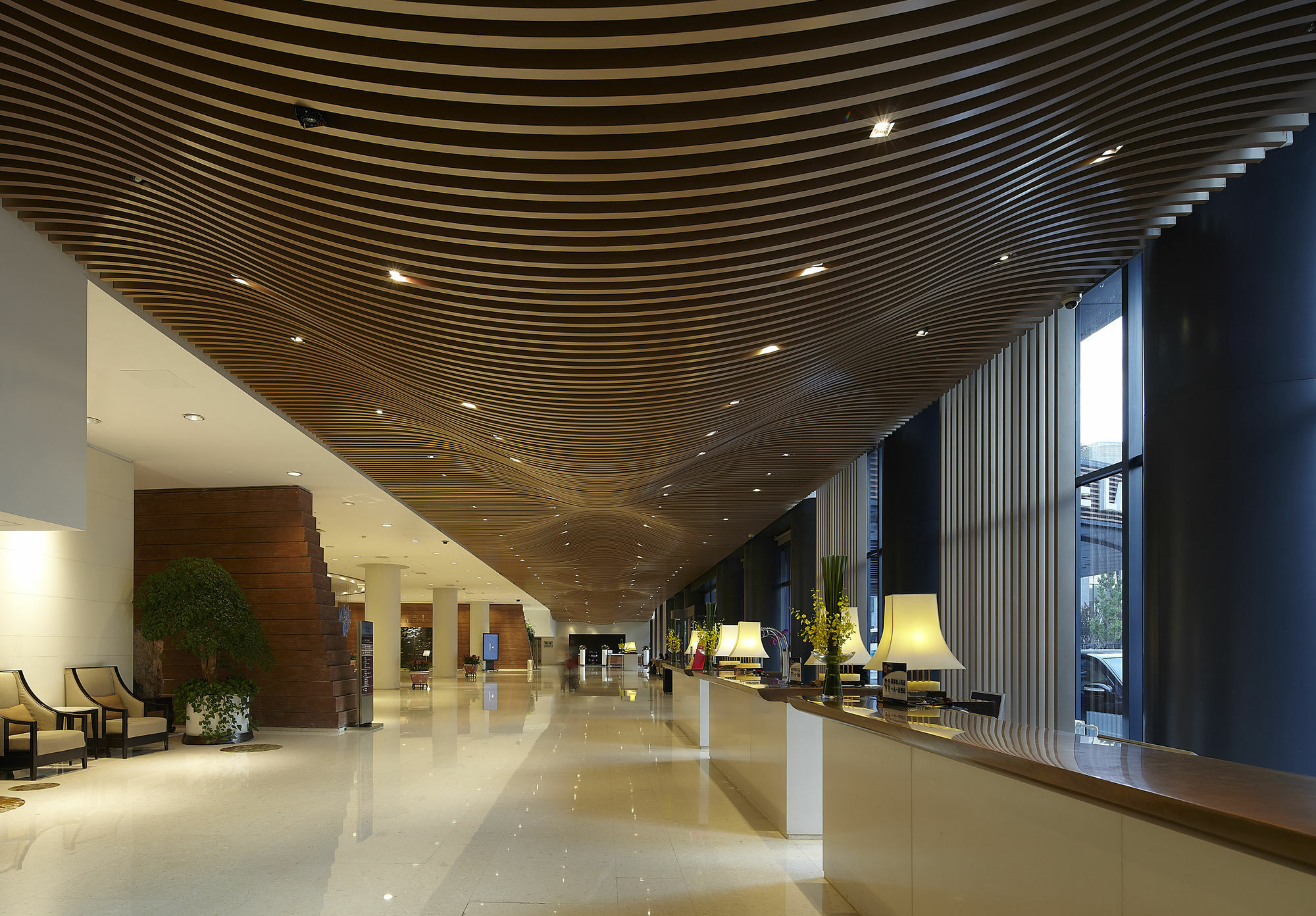The Lakeview Hotel Beijing Exterior photo
